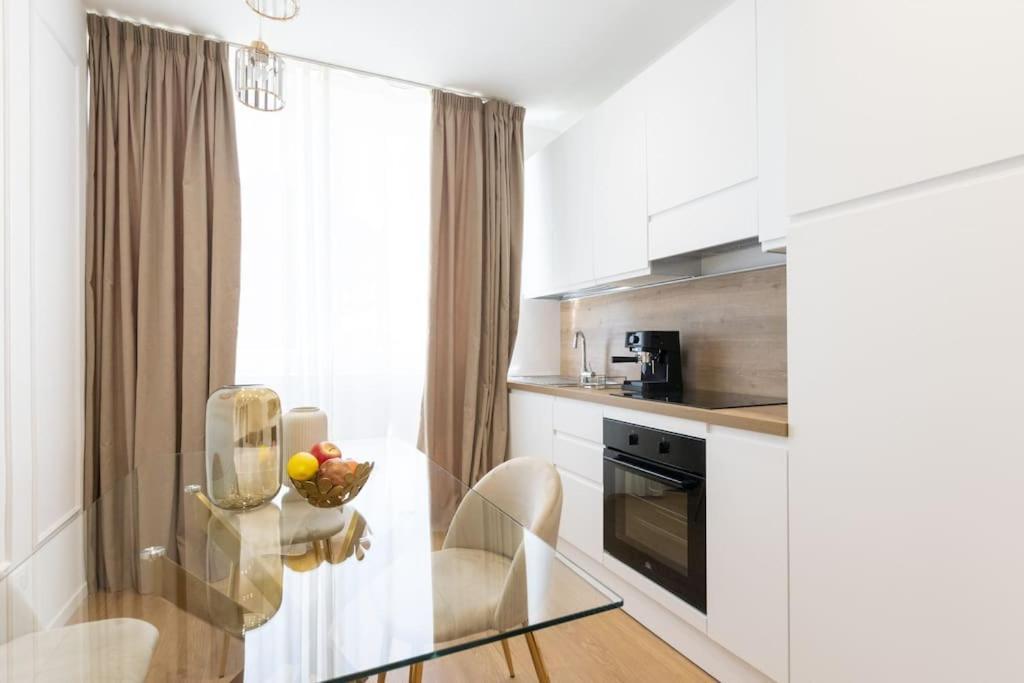 We Home - Prada Luxury Suites Milano Eksteriør bilde