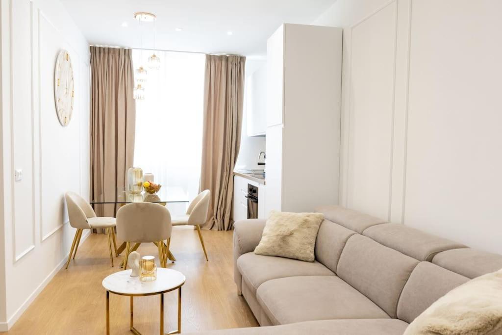 We Home - Prada Luxury Suites Milano Eksteriør bilde